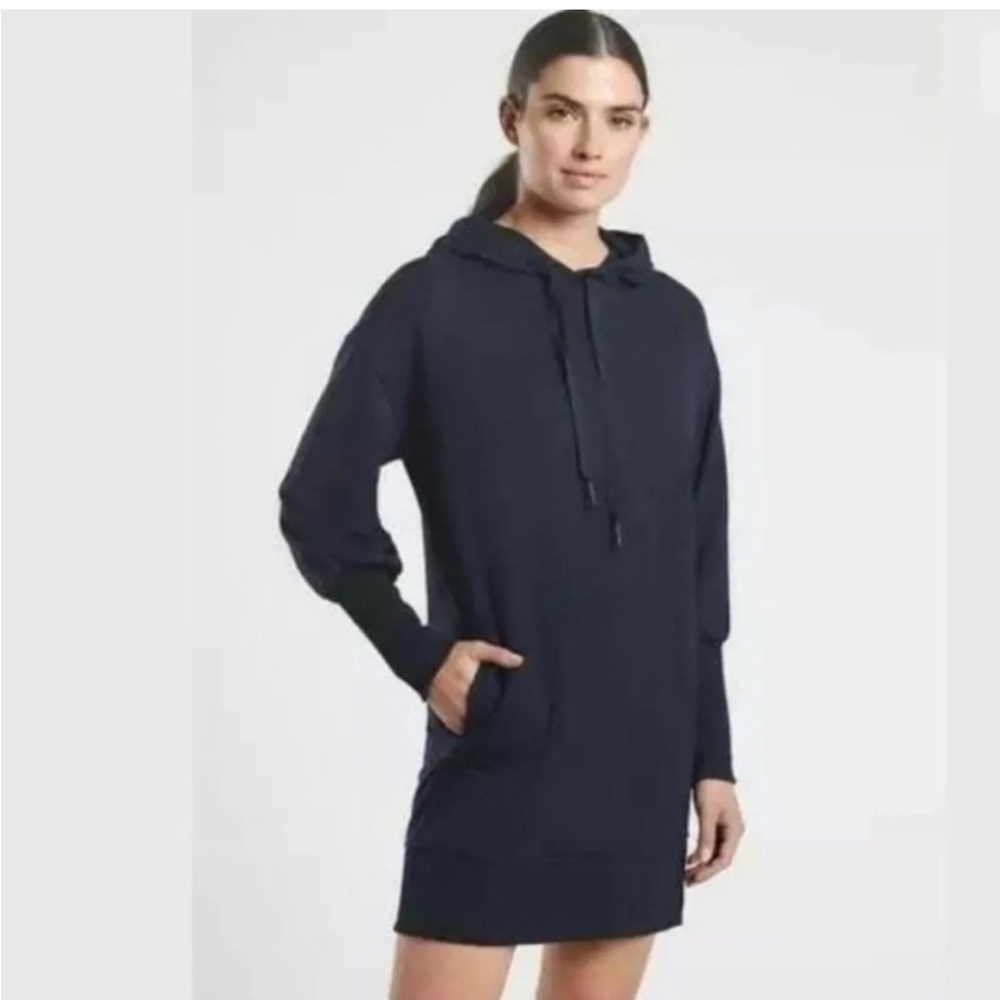 SOLD!!! Athleta Mala hoodie dress size Small